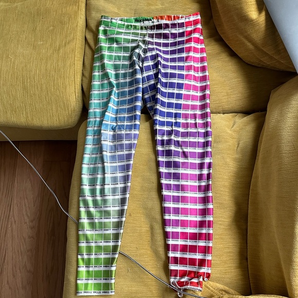 Blackmilk Pantone Leggings, size L, museum piece. - Picture 1 of 3